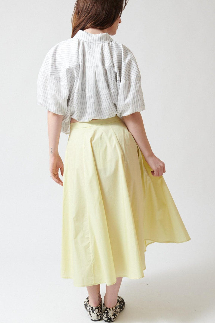 Sophie wearing Meimeij Cotton Poplin Cool Drink Skirt rear view