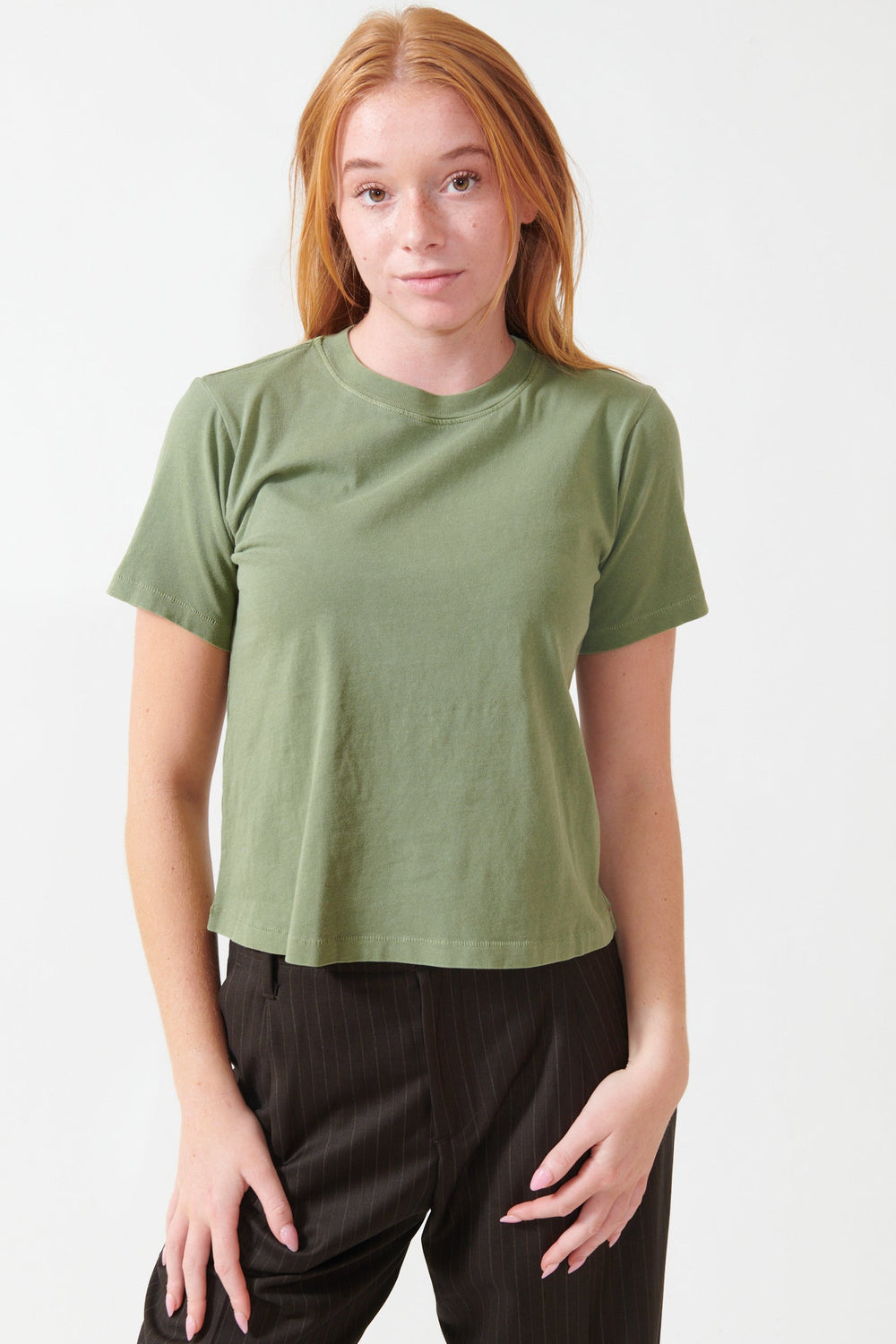 Aysia wearing Xirena Georgy Tee front view