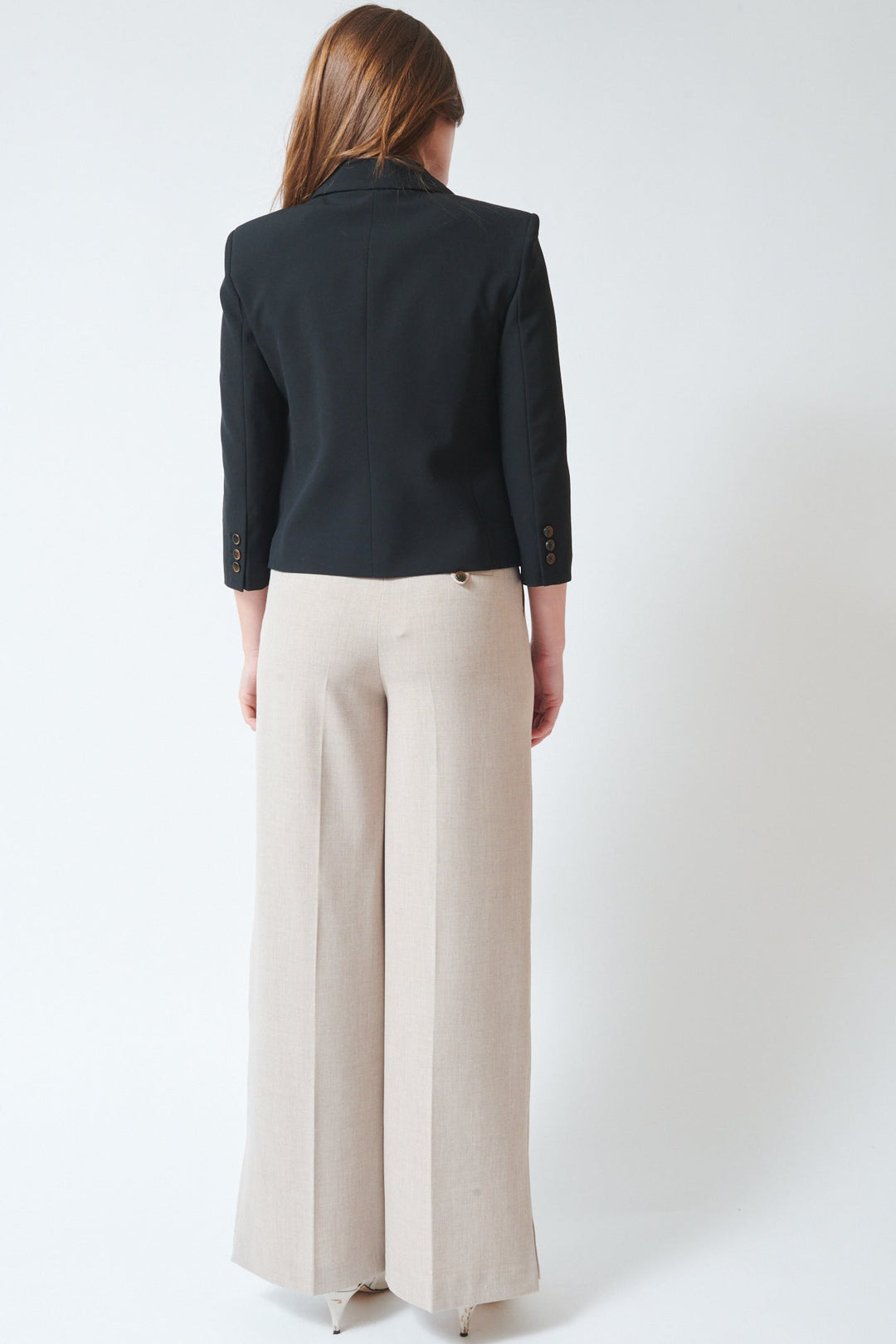 Julia wearing The Garment Pisano Pants rear view