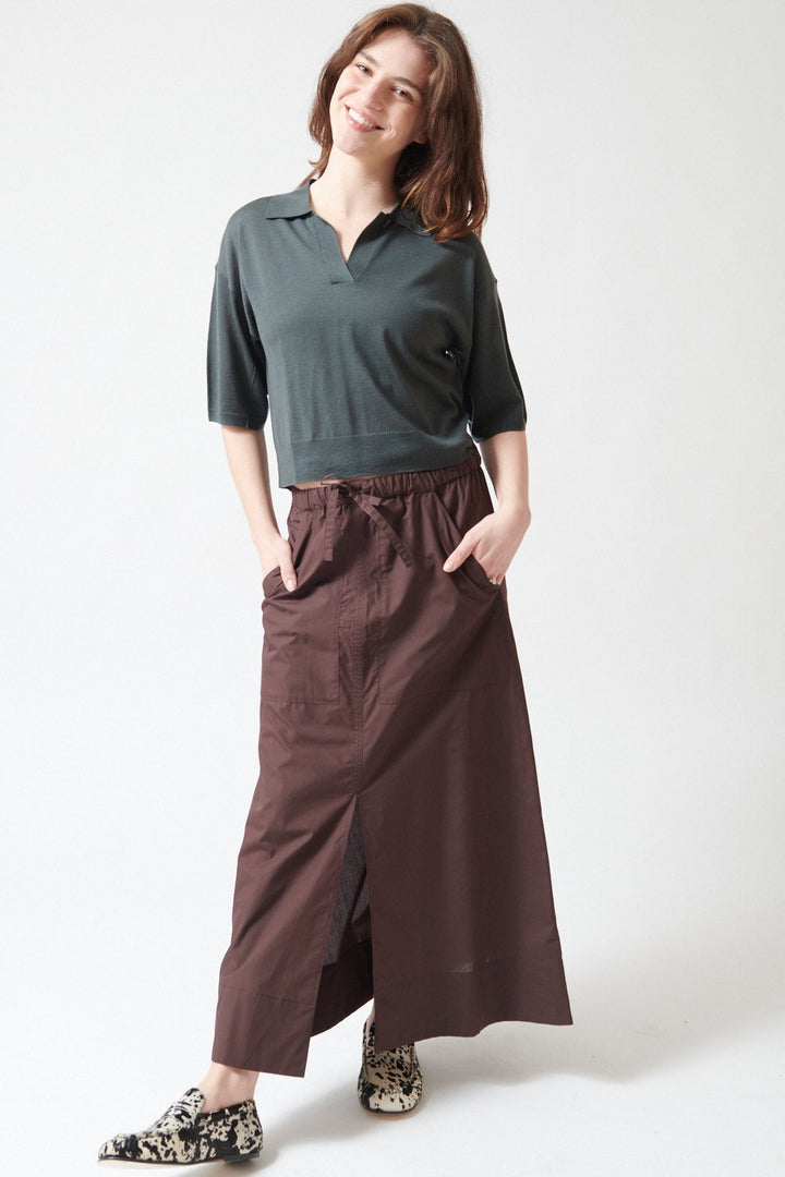 Sophie wearing Soeur Organic Cotton Midi Agadir Skirt front view