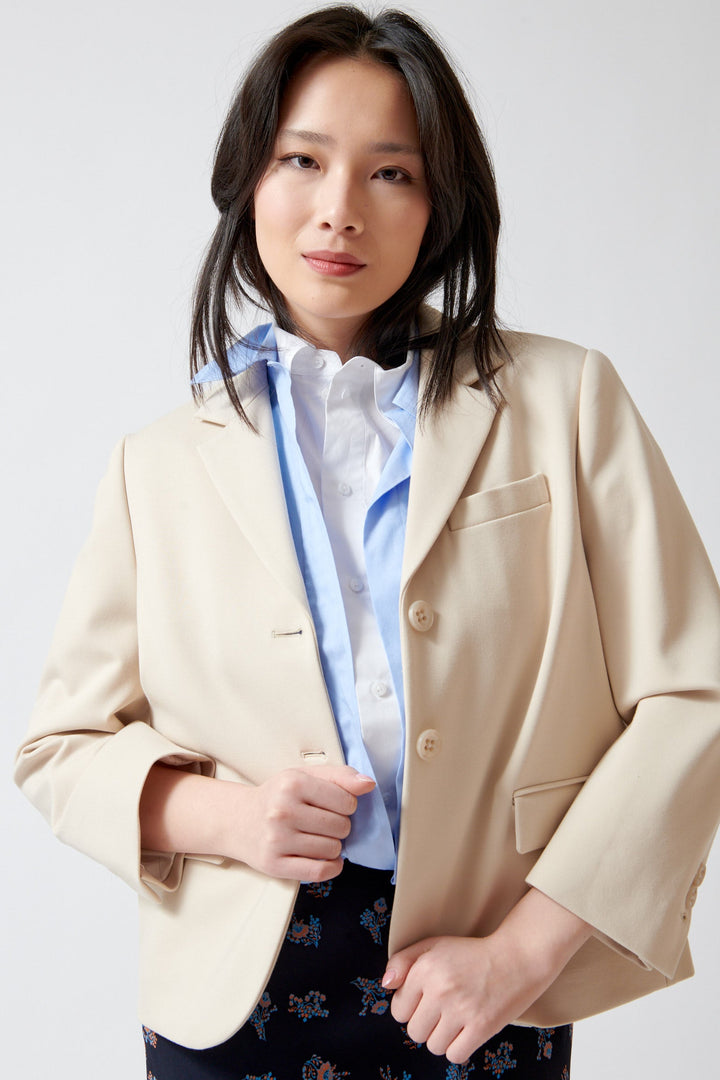 Lilly wearing Dorothee Schumacher Emotional Essence Jacket front view