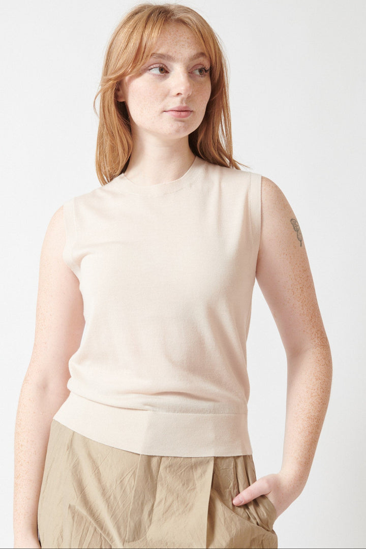 Waverly wearing Soeur Fine Merino Wool Sleeveless Fergie Jumper front view