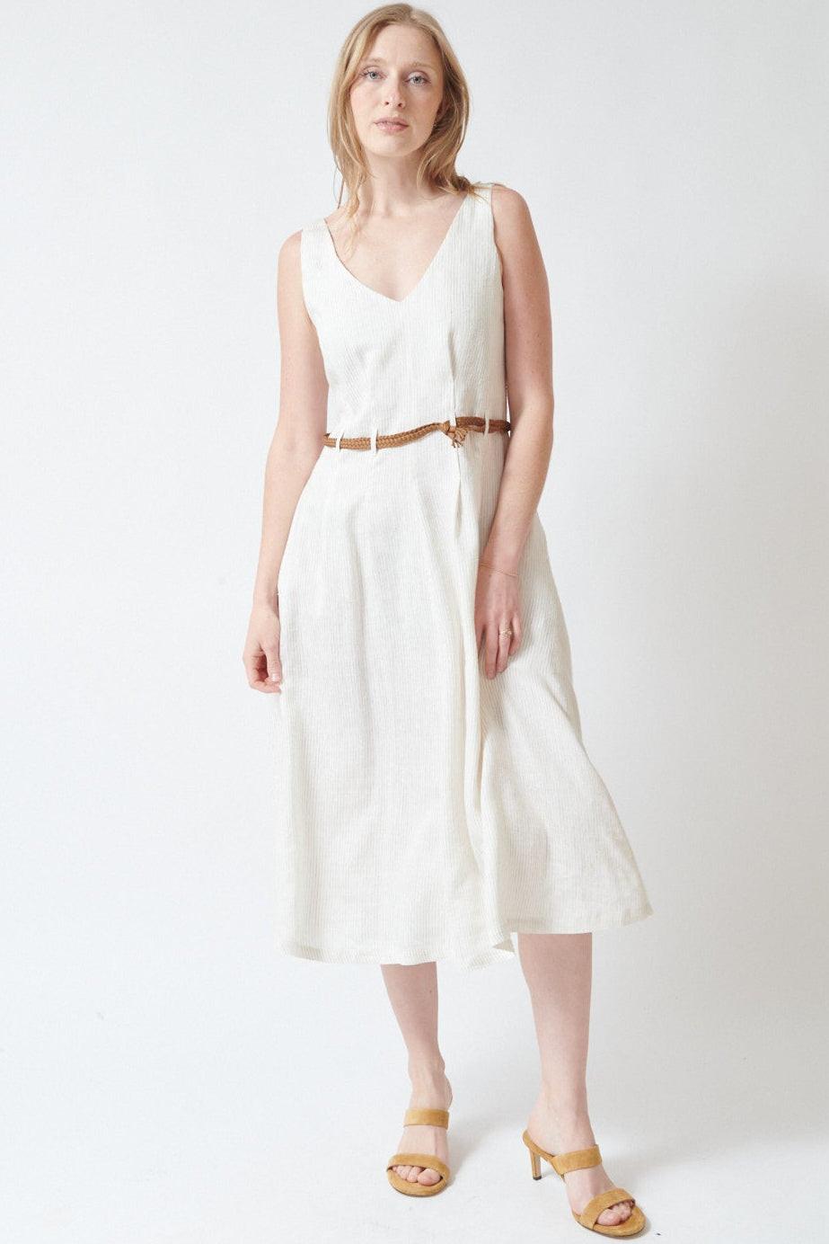 Madi wearing Seventy Belted Sleeveless Linen Blend V Dress front view