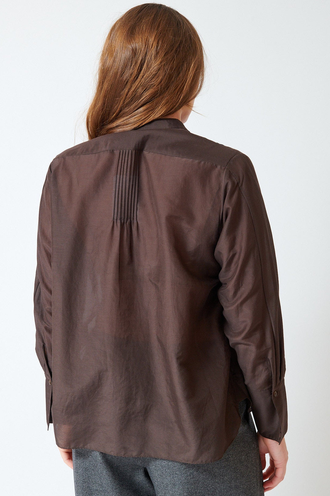 Julia wearing Waverly wearing TWP Dylan Pant front view rear view