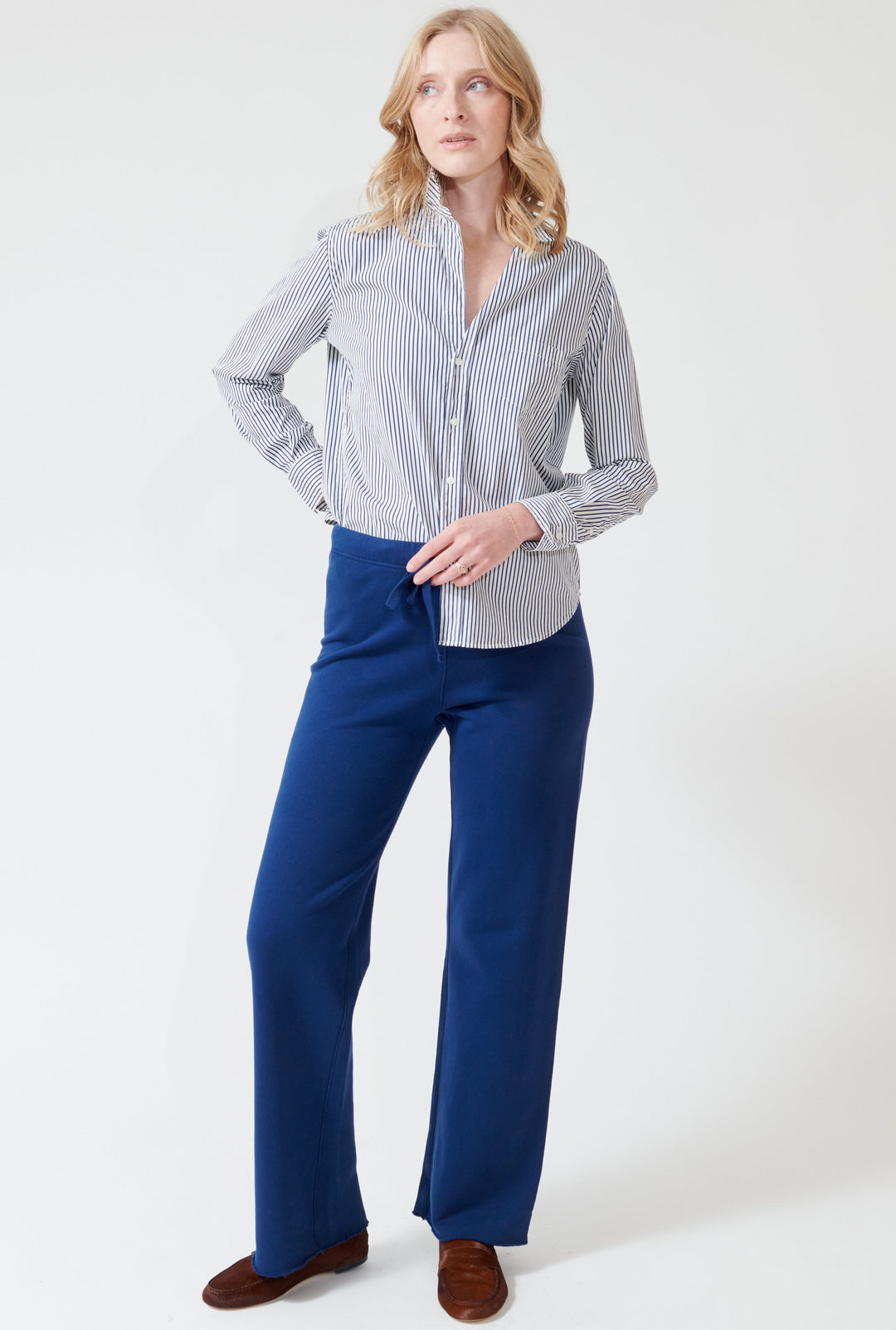 Madi wearing Frank & Eileen Catherine Long Sweatpant front view