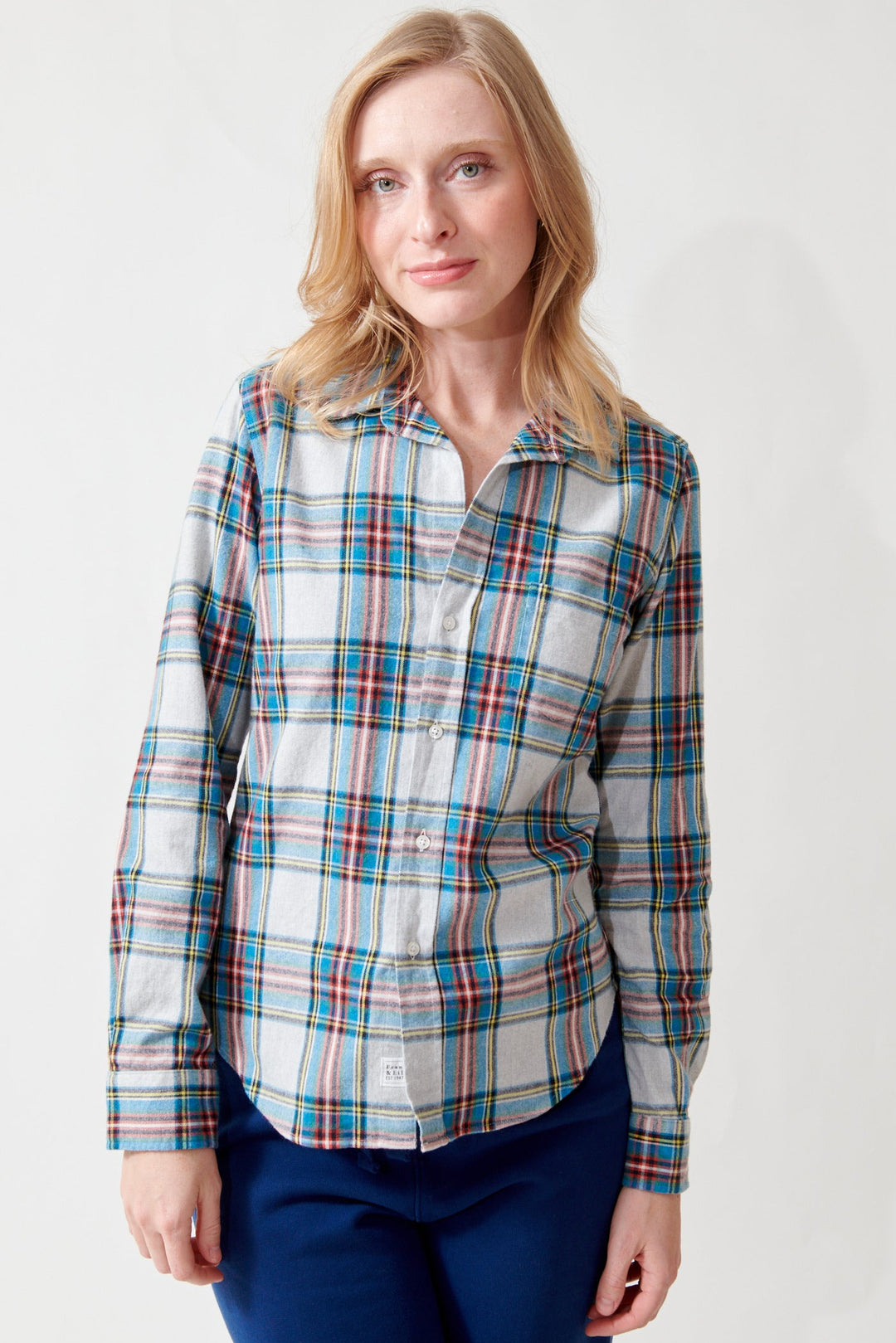 Madi wearing Frank & Eileen Barry Tailored Button Up Shirt front view