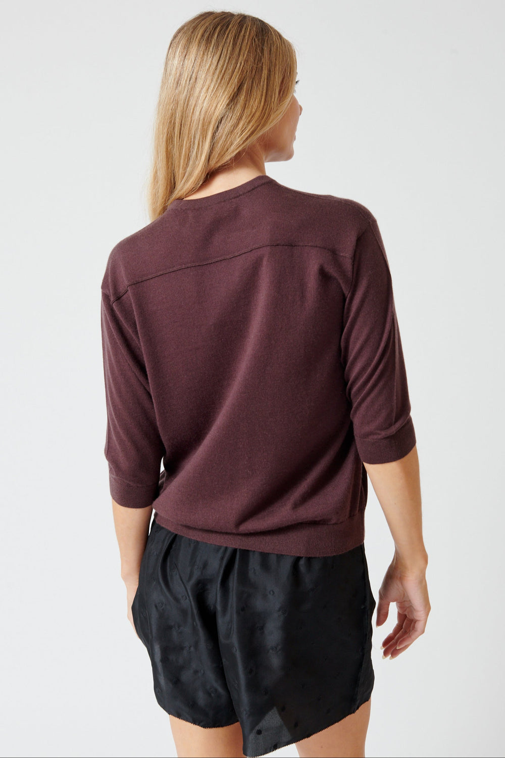 Mari wearing 6397 Elbow Crew rear view