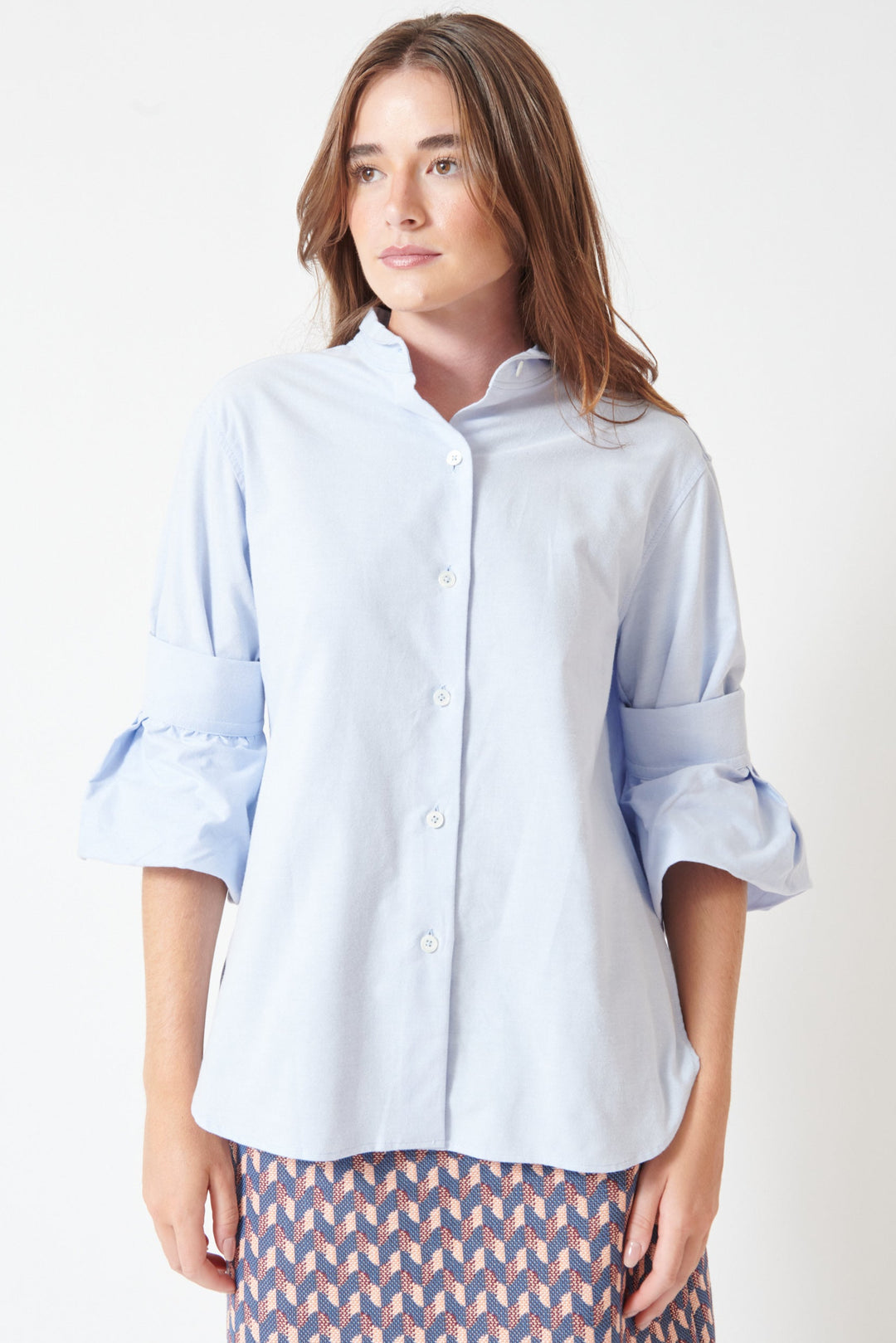 Julia wearing Odeeh Washed Oxford All About The Sleeves Shirt front view