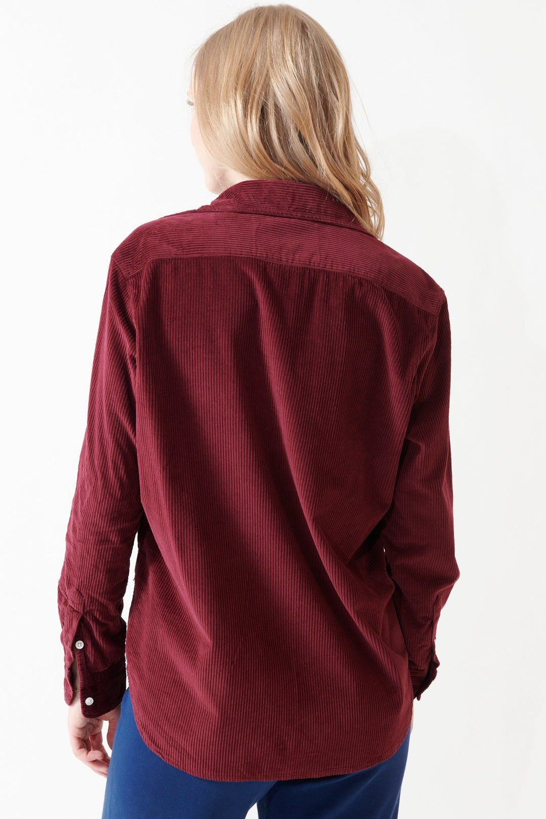 Madi wearing Frank & Eileen Eileen Relaxed Button Up Shirt rear view