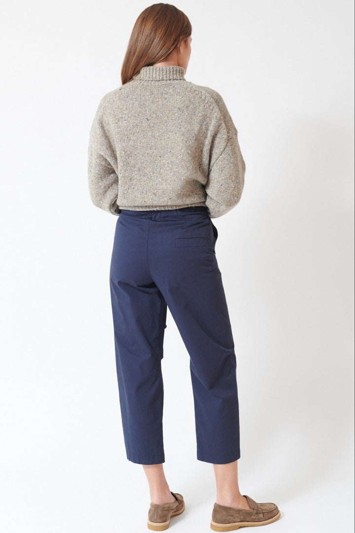 Julia wearing Tela Mirko Trousers rear view
