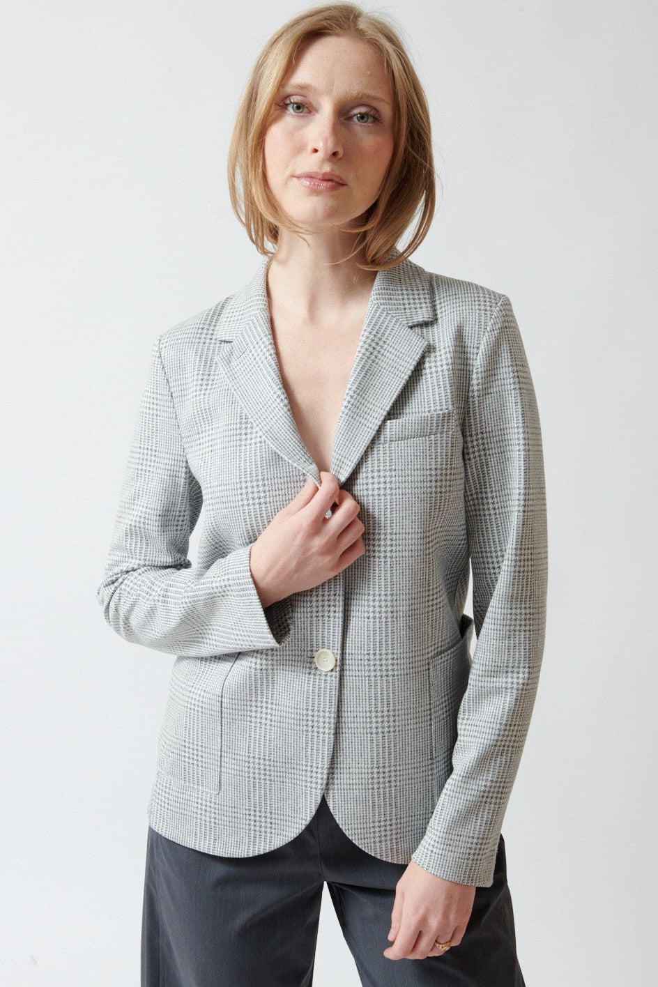 Madi wearing Harris Wharf Stand Up Collar Blazer front view