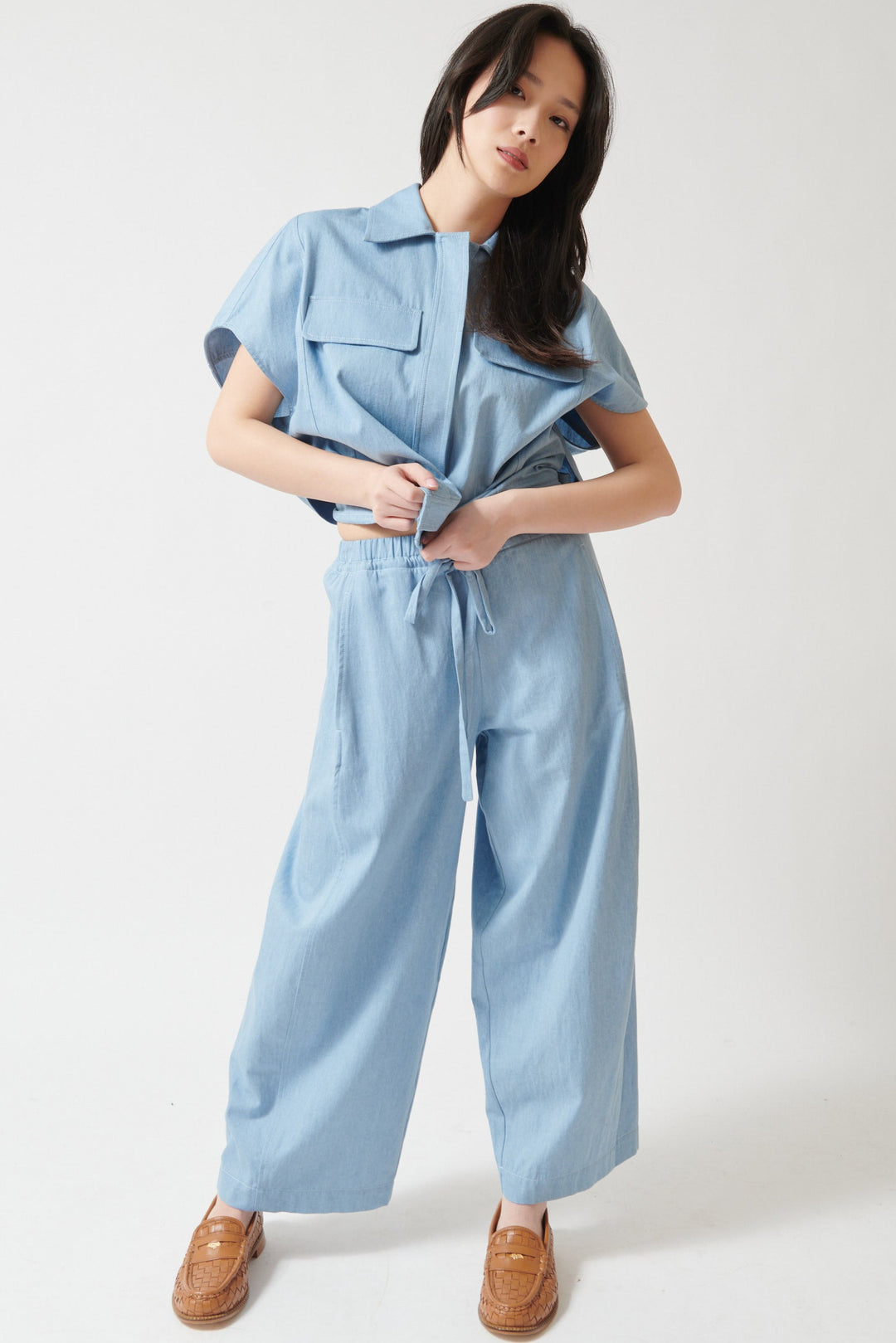 Lilly wearing Meimeij Wide Leg Drawstring Grethen Pant front view 