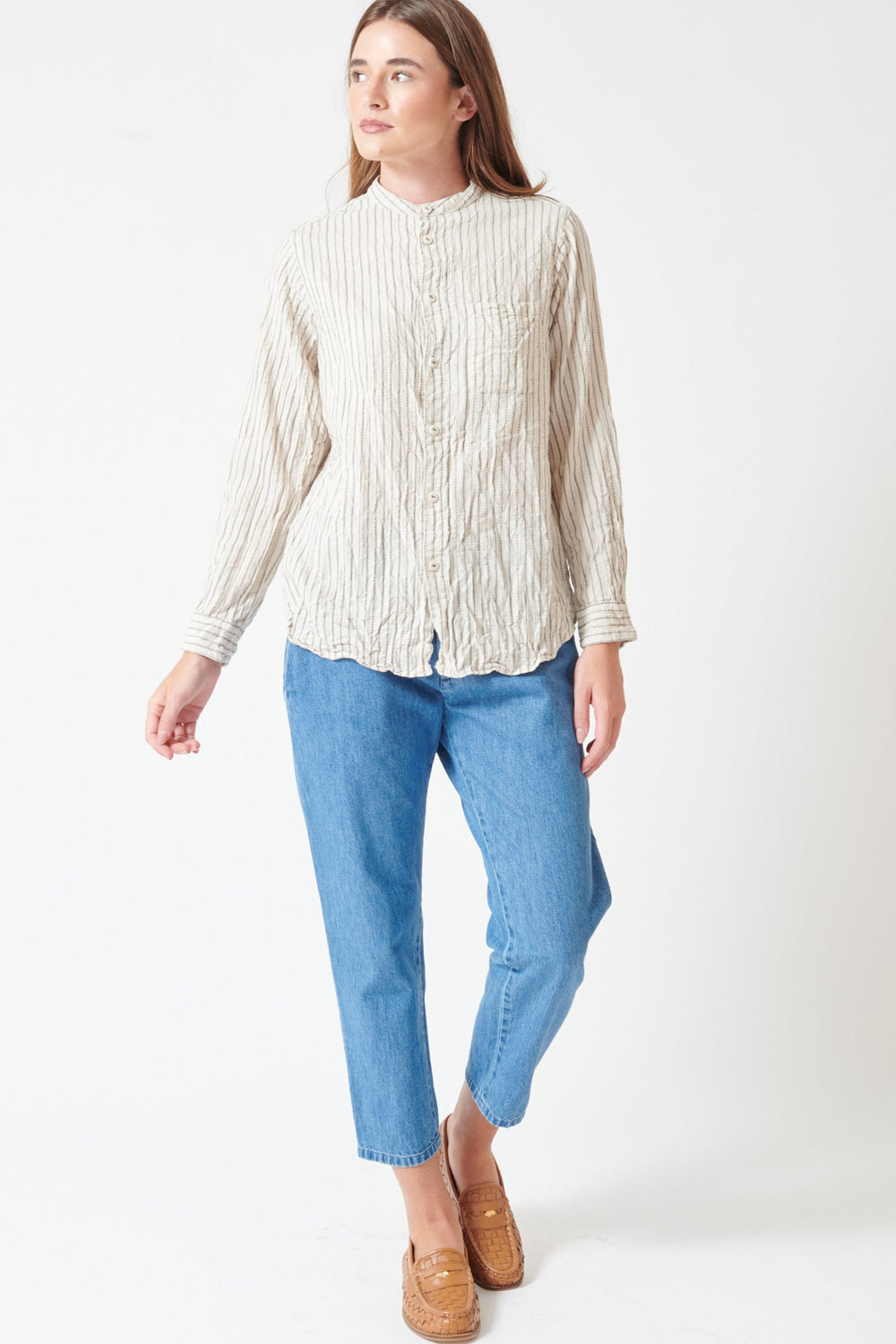 Julia wearing Pas de Calais Natural Denim Tapered Pants front view