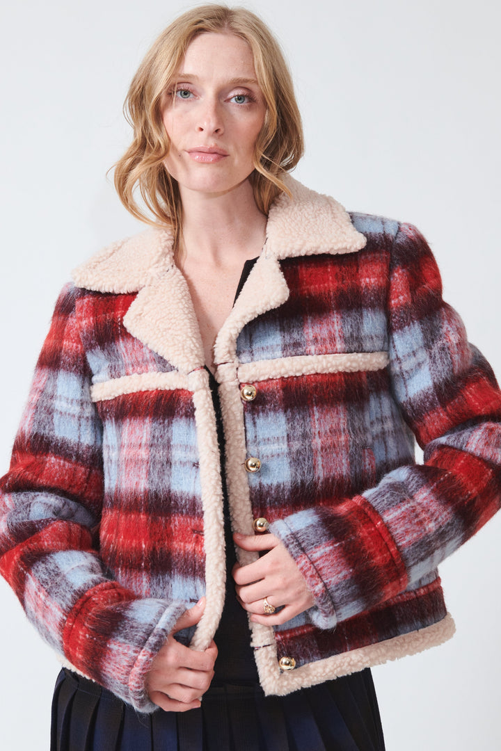 Madi wearing N°21 Uptown Maverick Jacket front view