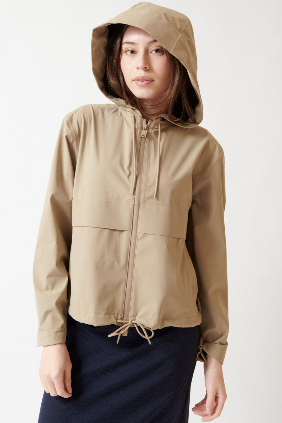 Angela wearing Rains Suva Hardshell Short String W Jacket W3 front view