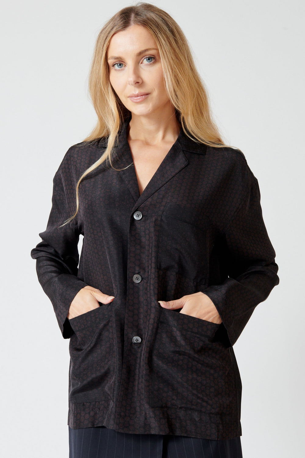 Mari wearing 6397 Pajama Shirt Jacket Bubble Wrap Print front view