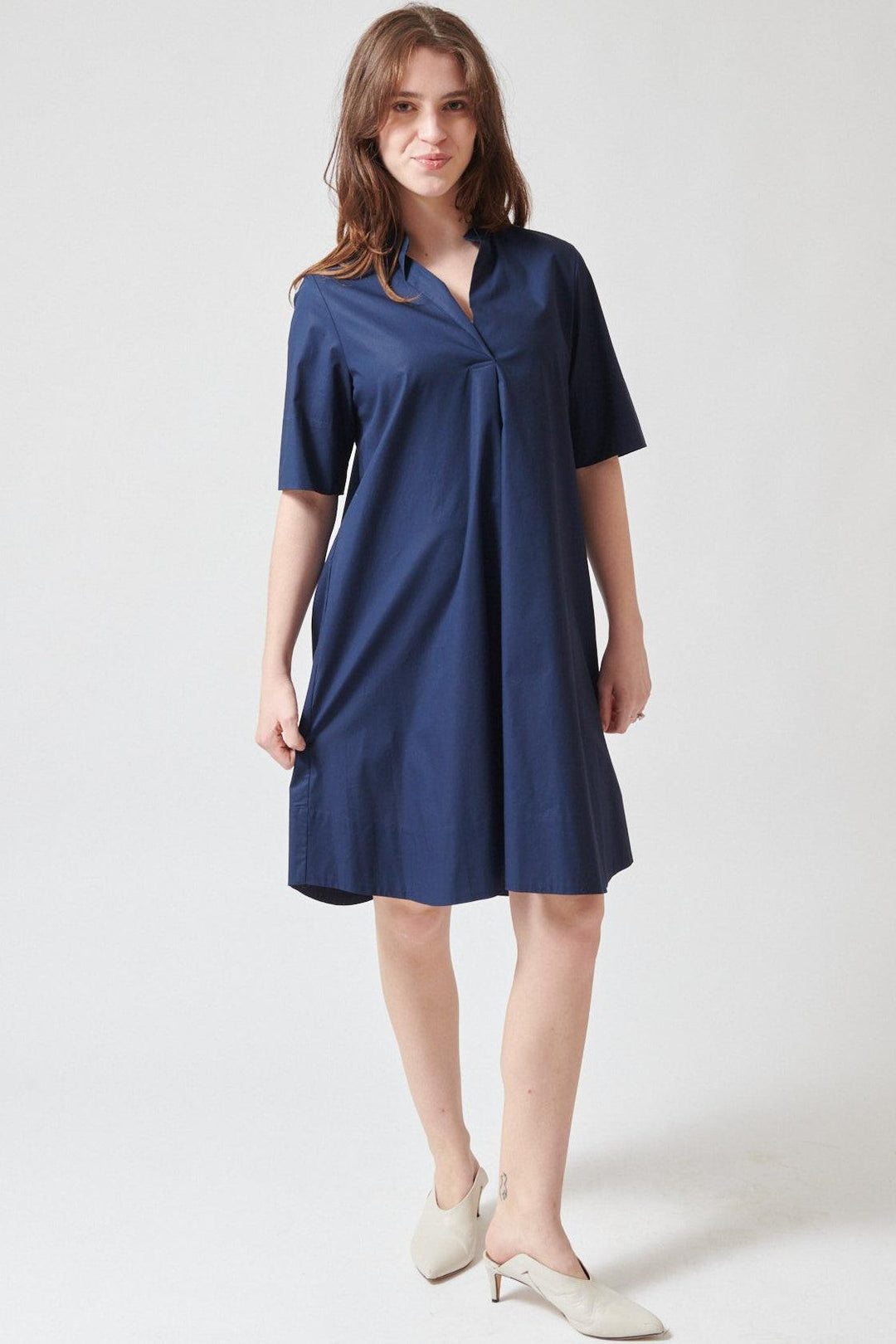 Sophie wearing Rosso 35 Cotton Comfort Short Sleeve Dress front view