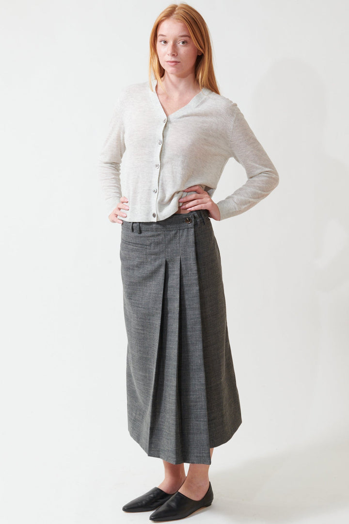 Aysia wearing Soeur Varna Skirt front view
