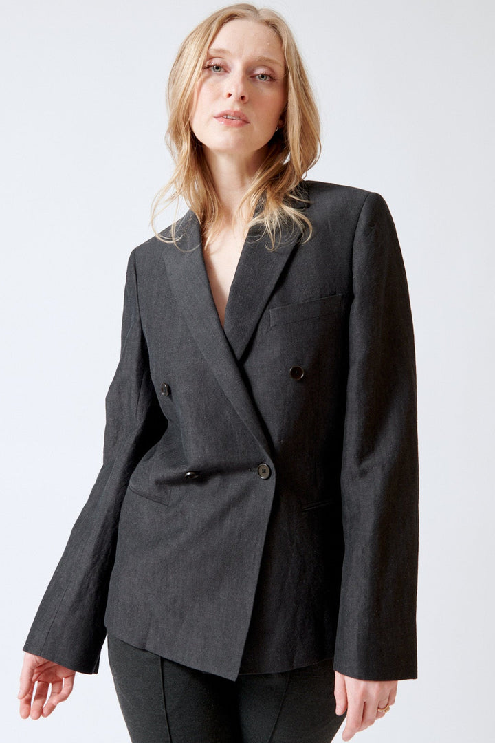 Madi wearing Christian Wijnants Japira Double Breasted Blazer front view