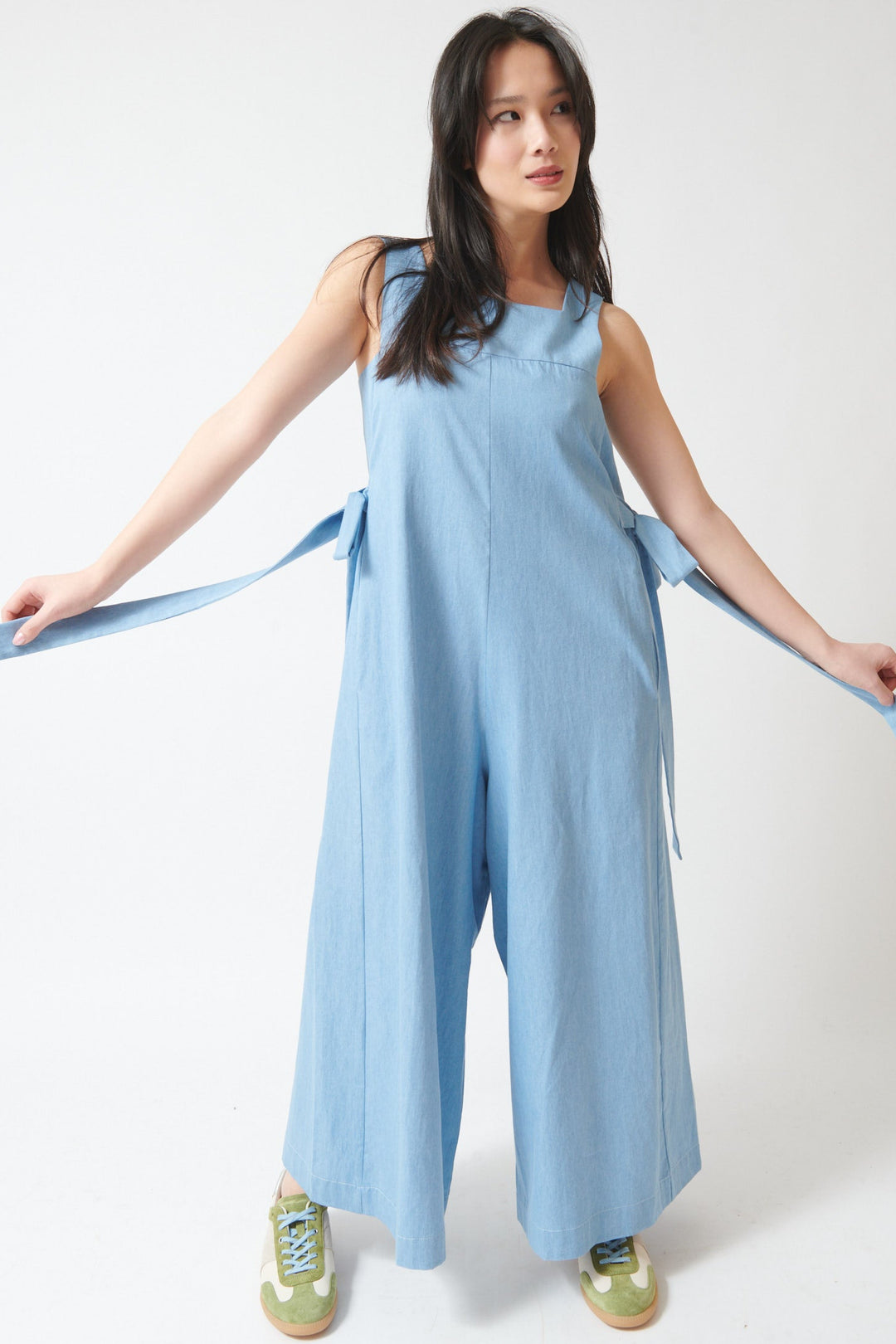 Lilly wearing Meimeij Side Tie Wide Leg Overalls With Pockets front view