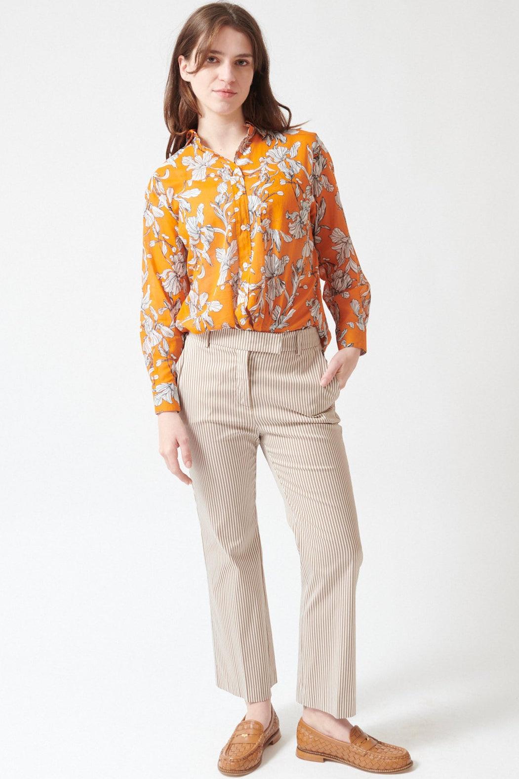 Sophie wearing Rosso 35 Lounger Trousers front view
