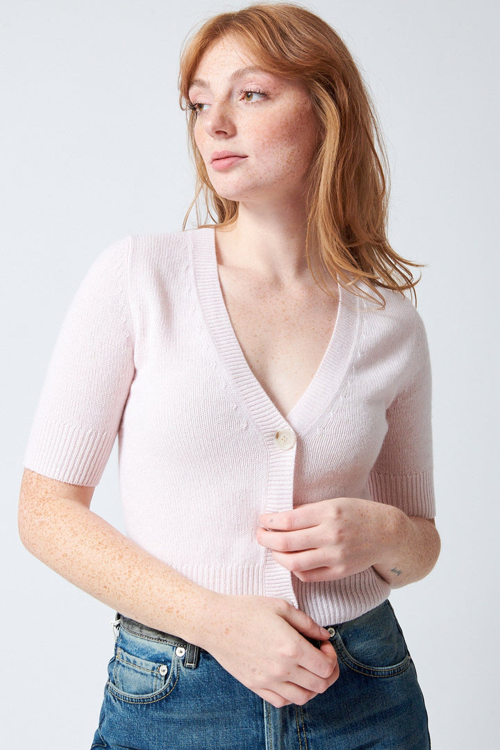 Waverly wearing Allude Cashmere Half Sleeve V Cardigan front view