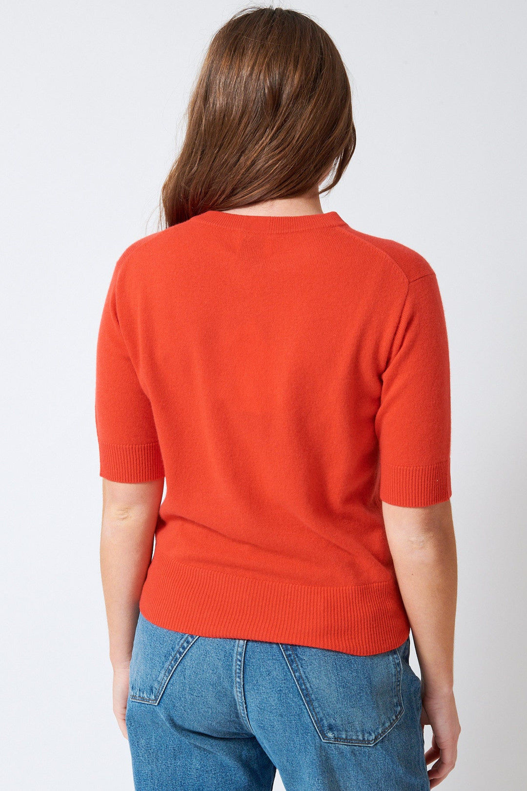 Julia wearing Allude Cashmere Half Sleeve Sweater rear view
