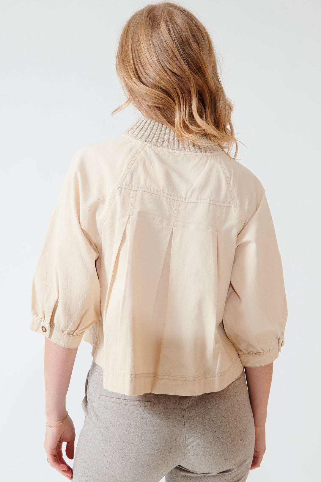 Madi wearing Lilla P Knit Collar Twill Top rear view