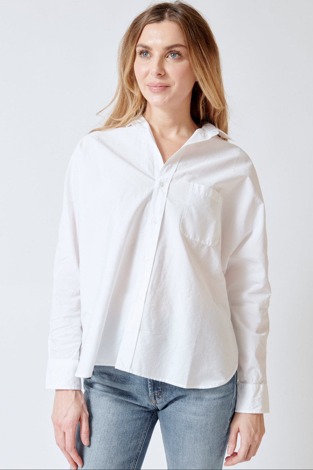 Mari wearing Frank & Eileen Oona Continuous Button Up Shirt front view