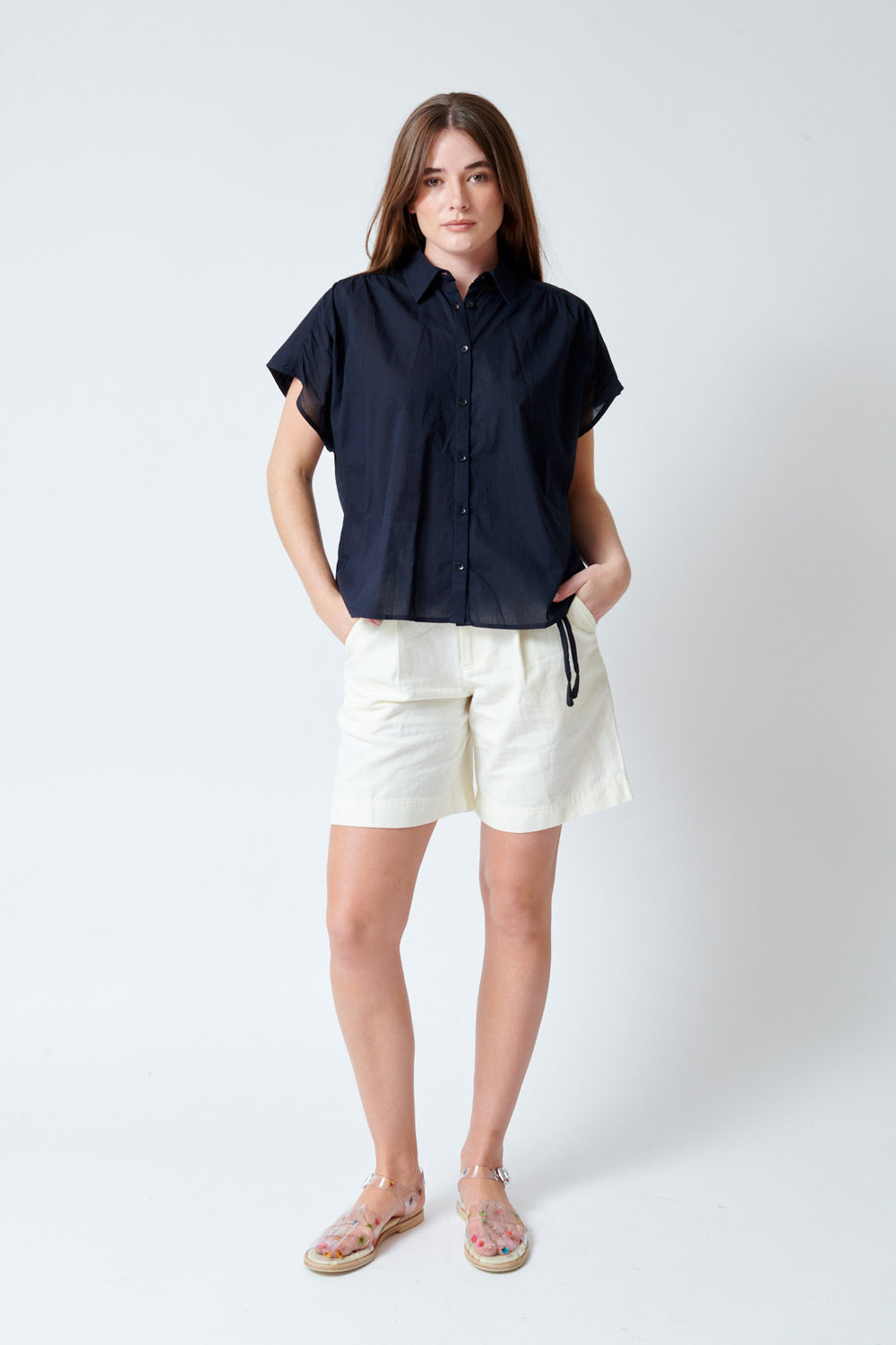 Julia wearing Apiece Apart Bari Midi Short front view