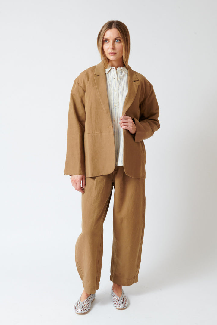 Mari wearing Apiece Apart Bari Crop Trouser front view