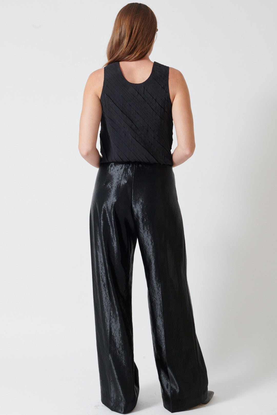 Julia wearing Christian Wijnants Pamir Pants rear view