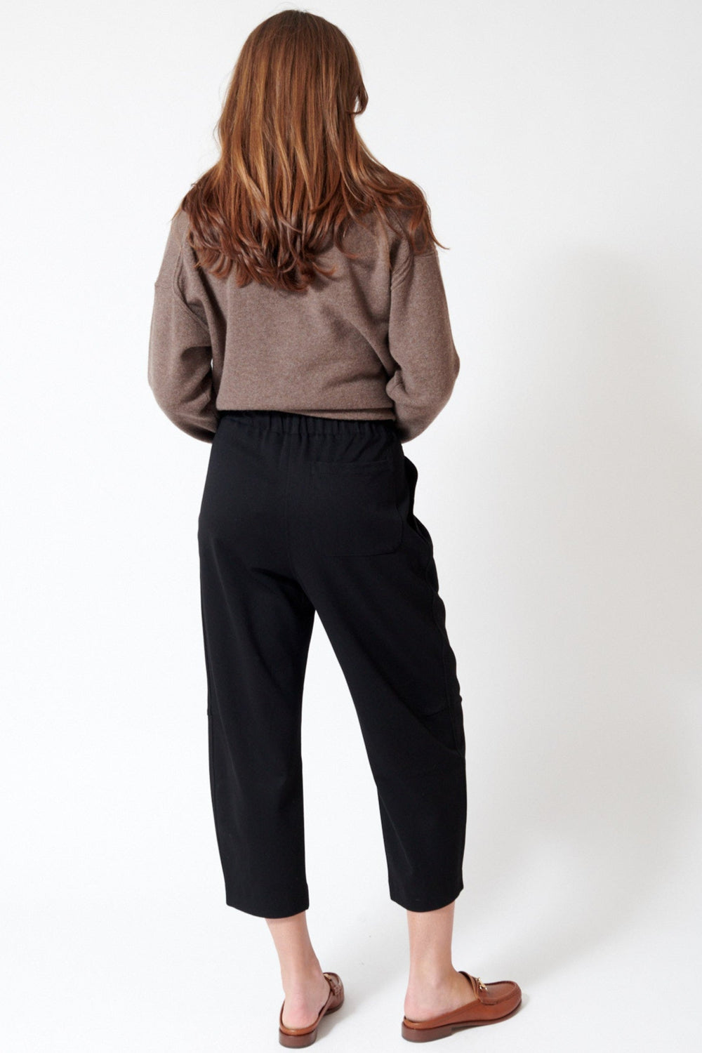 Julia wearing Meimeij Stretch Art Pant rear view