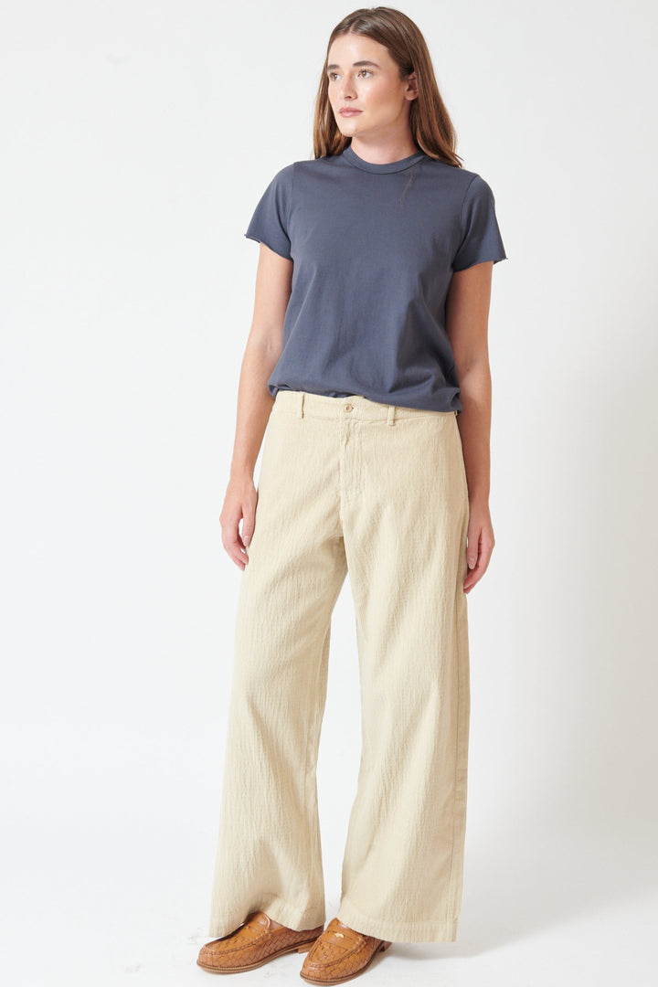 Julia wearing Labo.Art Blackbird Pants front view