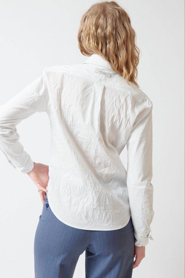 Madi wearing WE-AR4 The Layered Shirt rear view