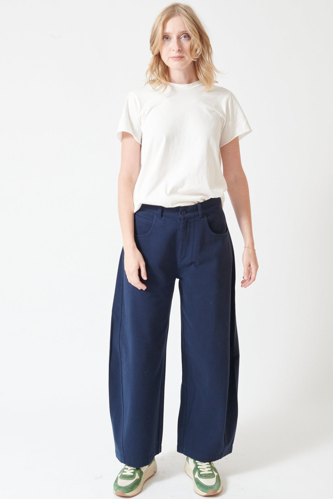 Madi wearing Labo.Art Wan Mel Pants front view