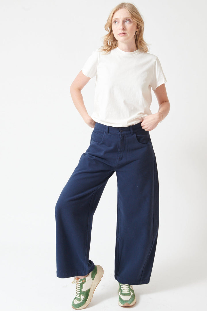 Madi wearing Labo.Art Wan Mel Pants front view