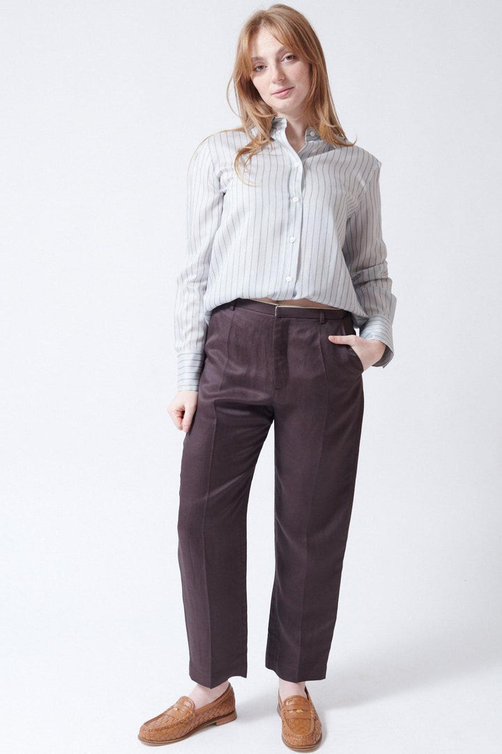 Waverly wearing Tela Renato Trousers front view