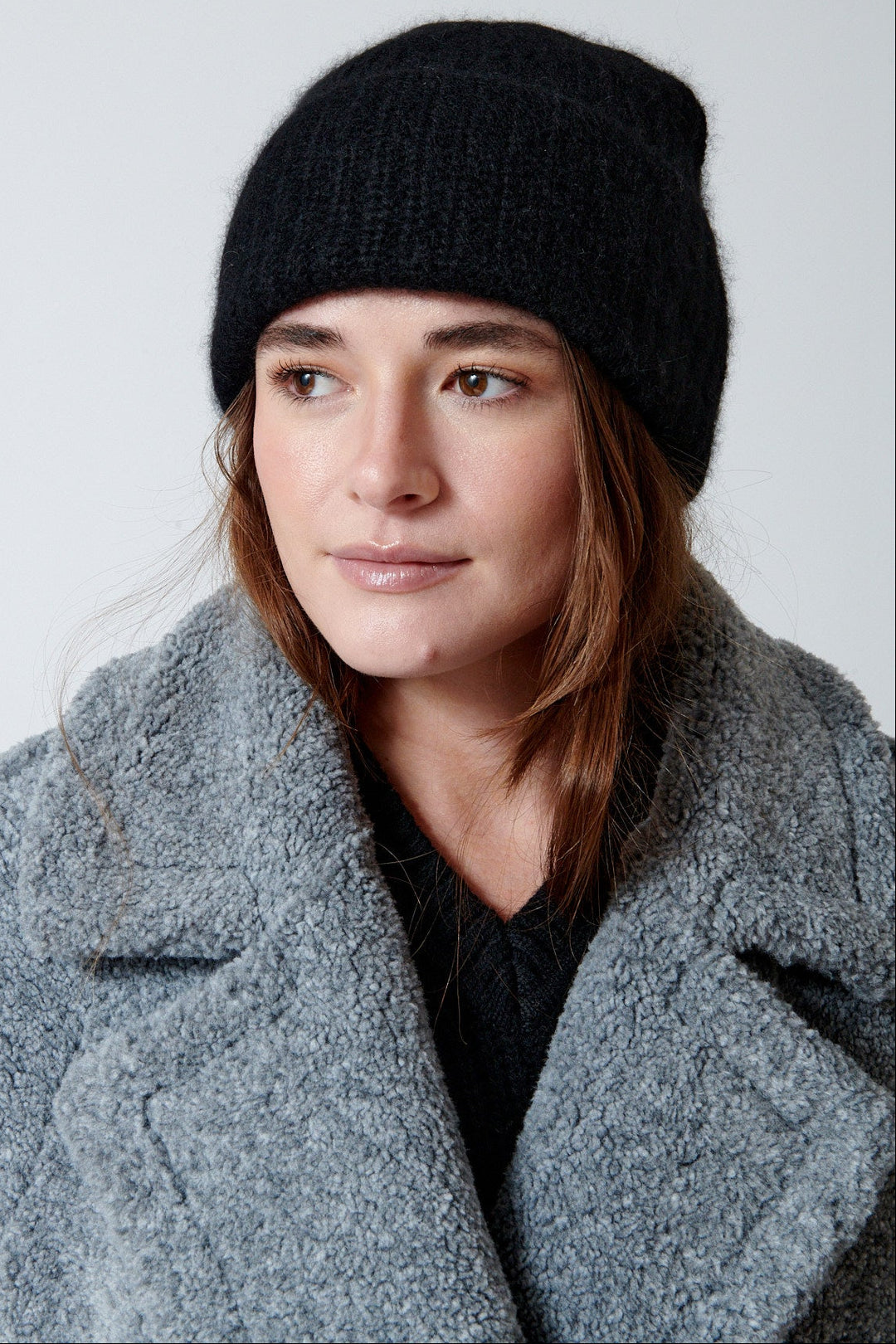 Julia wearing Hansel From Basel Cashmere Ribbed Beanie front view