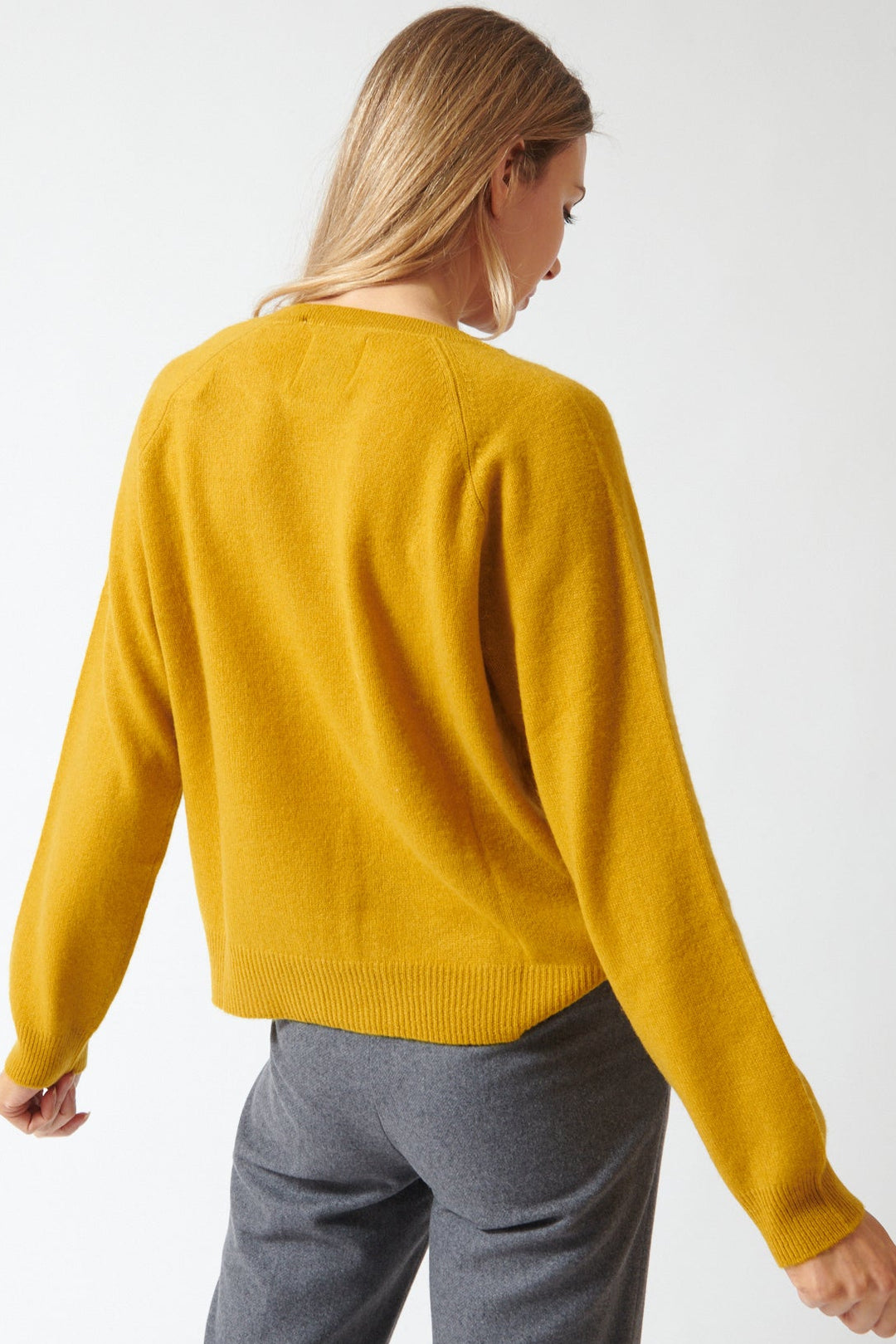 Mari wearing Jumper 1234 Cashmere Crop 1234 Crew rear view
