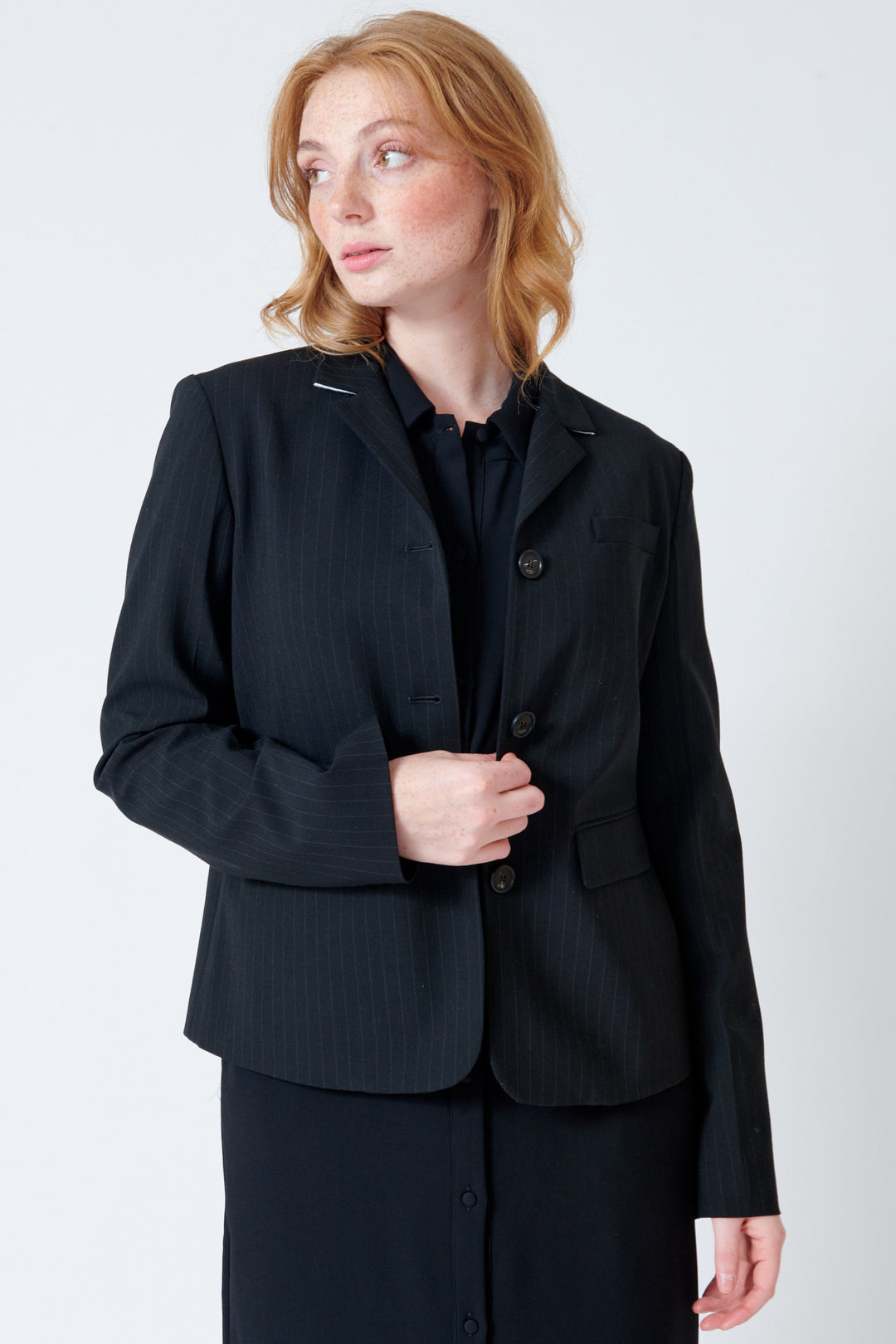 Waverly wearing N°21 Three Button Pinstripe Jacket front view