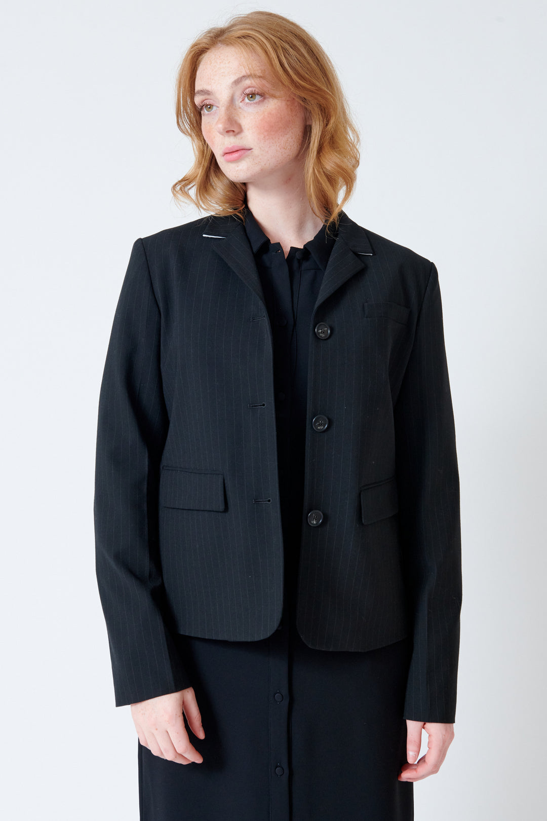 Waverly wearing N°21 Three Button Pinstripe Jacket front view