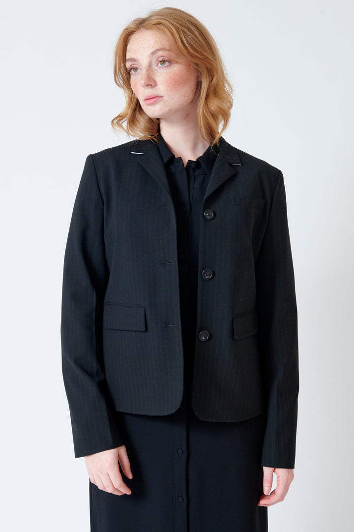 Waverly wearing N°21 Three Button Pinstripe Jacket front view