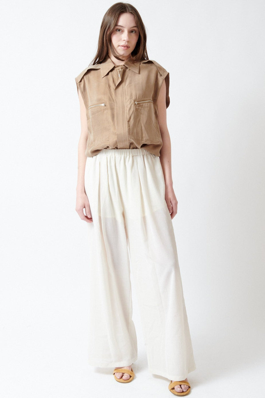 Angela wearing ELEH Hestia Elastic Waist Trouser front view