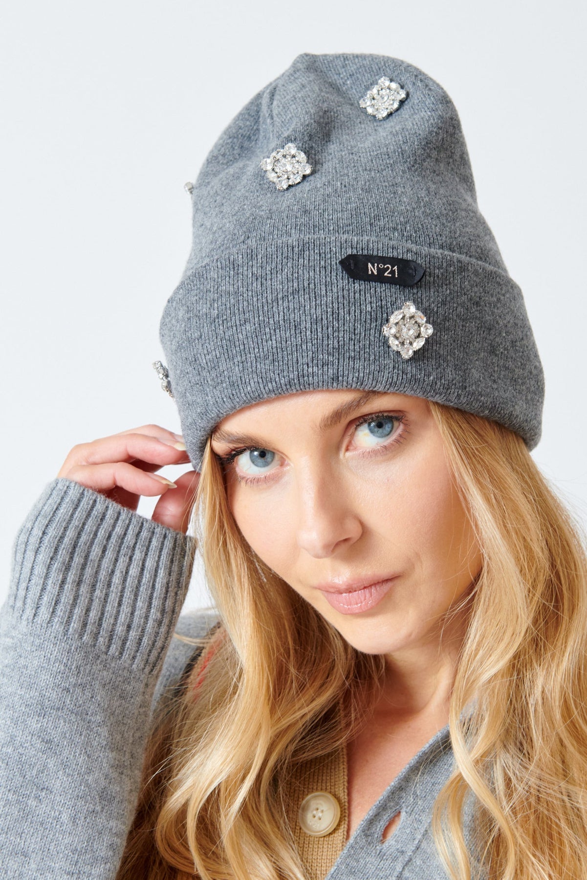 någonstans  cotton knit spring cap N°21 Jeweled Front Knit Cap – grethen house