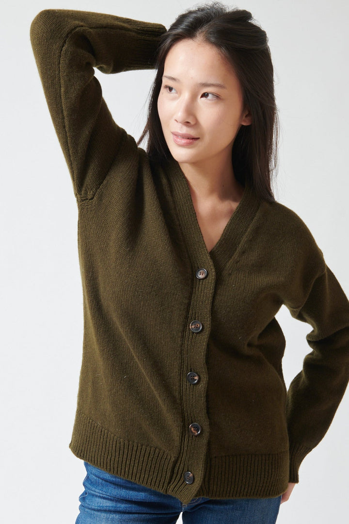 Lilly wearing &Daughter Maura Cardigan front view