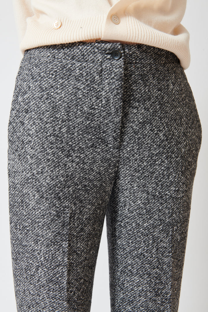 Julia wearing Seventy Lisa Elasticated Back Trouser front/detail view