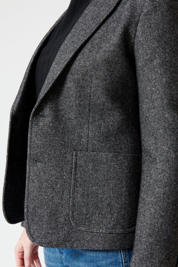 Waverly wearing Nili Lotan Holden Blazer front/detail view