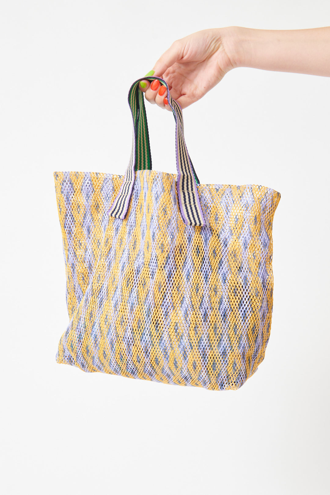 Model wearing Épice Kanpur Small Pattern Bag front view