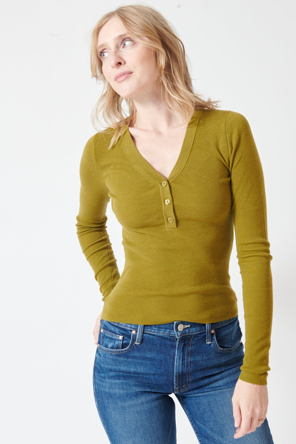 Madi wearing White + Warren Superfine Cashmere Blend Henley front view
